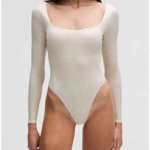 Lululemon wundermost ultra soft nulu square neck long sleeve shine bodysuit NWOT
